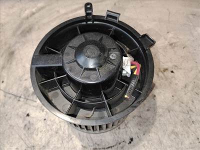 Nissan X-Trail (T31) Fűtőmotor (Klímás) *143784*