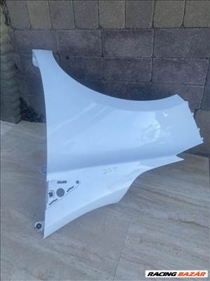 Renault Zoe bal első sárvédő szép állapotban