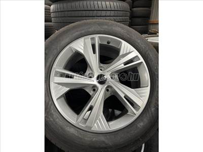 AUDI Q6 - Gyári alufelni 19x8 19" 8J