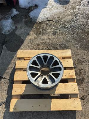 Felni Mitsubishi L200