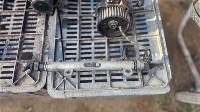 Opel Vectra C, Opel Astra H, Opel Signum, Opel Zafira B Közös nyomocső 88
