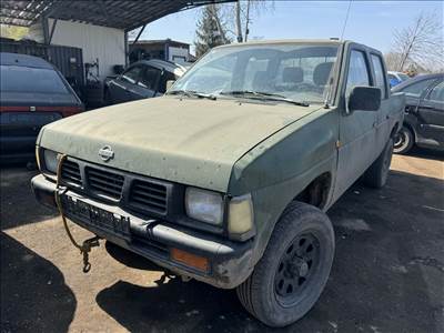 Nissan Pick-Up 2.5 -TD25-  bontott alkatrészei
