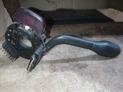 Volkswagen Golf III Bal Kormánykapcsoló Irányjelző *117169*