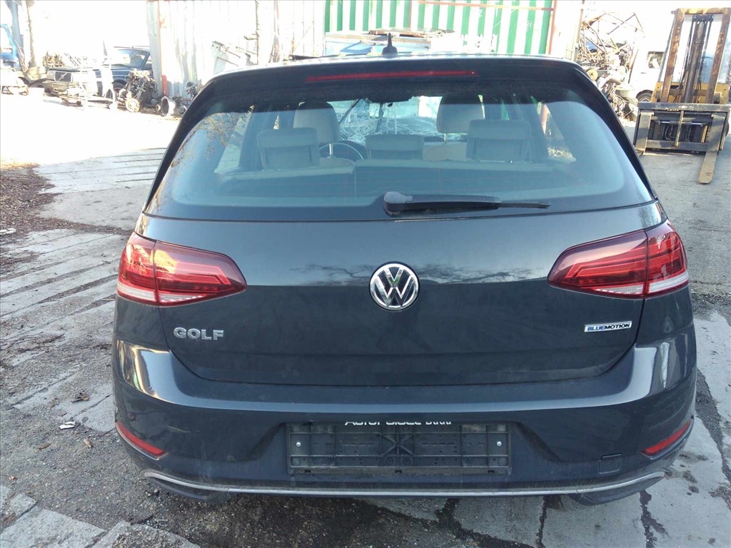 Volkswagen Golf VII bontott alkatrészei 4. kép