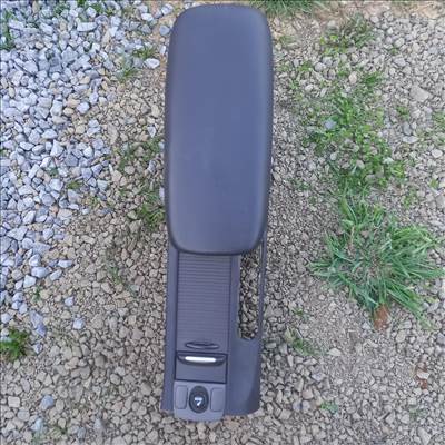 Honda  Civic könyöklő elafó.