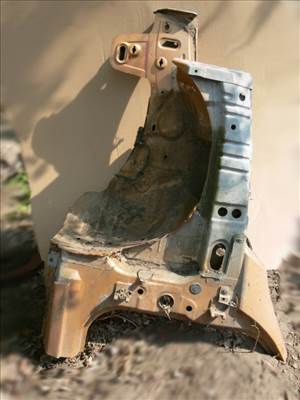 Opel Corsa C 2000-2006 - doblemez hossztartóval és A oszloppal, első, bal oldali