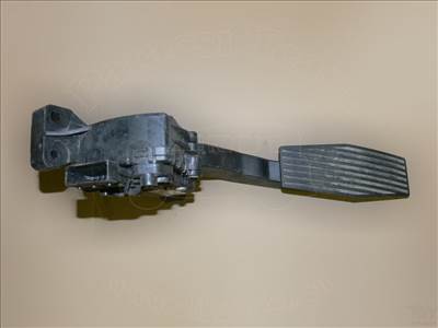 Opel Vectra C/2 2005-2008 - gázpedál, F17/F23/F35/F40/M32  manuális váltóhoz, jelölés: CE