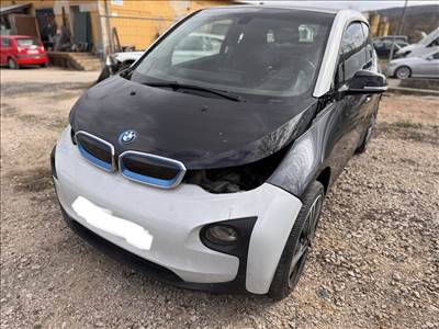 BMW i3 (I01) 94Ah 2016 bontott alkatrészei
