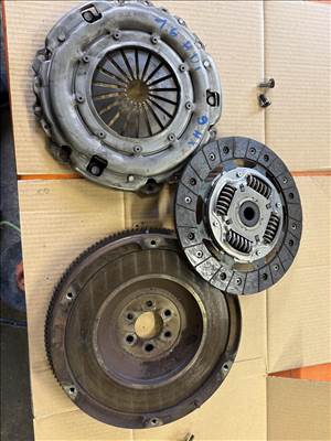 Peugeot 307, Peugeot 308 I, Citroën Berlingo II, Peugeot Partner II 1.6 hdi kuplung készlet 