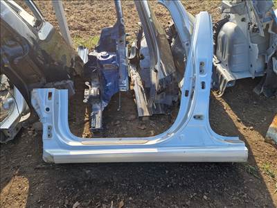 HYUNDAI I30 (GD) bal küszöb 
