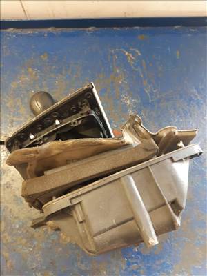 Audi A4 B7 Váltó Kulissza