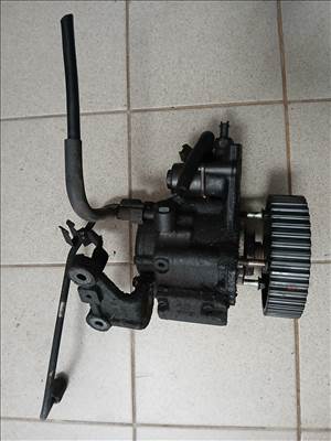 Kia Carnival (VQ) Nagynyomású szivattyú, magasnyomású pumpa  331004x400