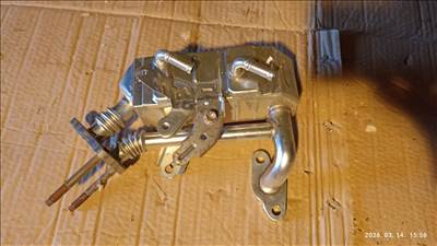 Toyota Yaris (XP130/XP150) Yaris EGR  256010n020