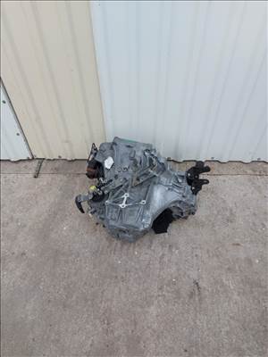 Toyota Avensis (T270) 2.2 D-4D Váltó 3824