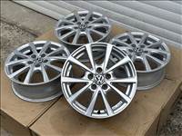  5x100 lyukosztású 5,5JJ 15" újszerű Alutec Skoda Vw Seat alufelni 15 col 