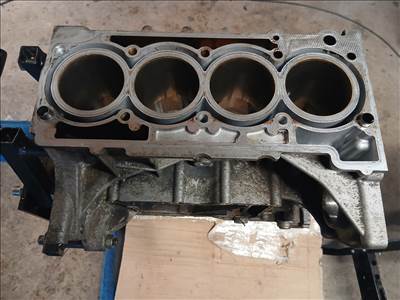 Volkswagen Golf VI 1.2 TSI Motorblokk  03f1030197