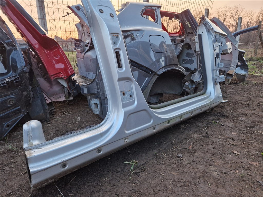 VOLKSWAGEN PASSAT CC jobb küszöb, oszlop 3. kép