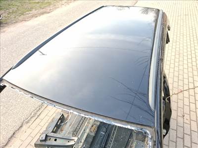 Opel Astra K kombi utastértető