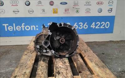 Volvo 1,6D CV6R-7002 GB bontott váltó 