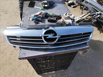 Opel Zafira B facelift 2008- hűtőmaszk 13247327