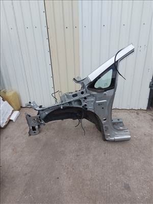 Toyota Auris (E150) Bal első negyed 3844