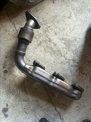 Mercedes OM642 bal kipufogó csonk A6421400909