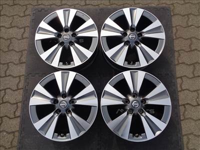 Nissan gyári alufelni 17-es, 5×114.3-as osztó szenzorral újszerűen eladó.