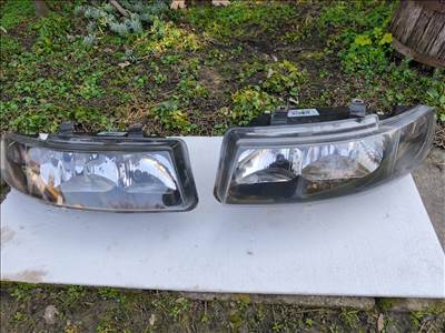 Seat Leon gyári Valeo első fényszóró pár