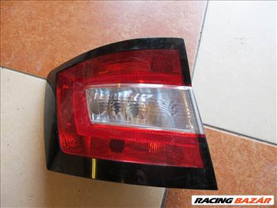Skoda Fabia III bal hátsó lámpa  6v9945095