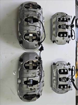 Porsche Cayenne II Fékgarnitúra  7pp615123