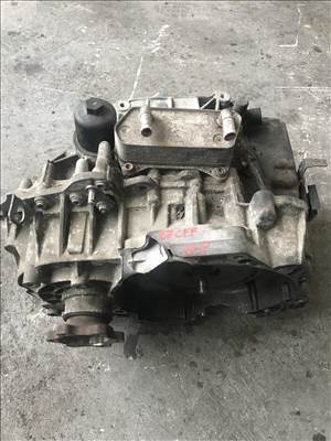 VW Passat B7 2.0CR CFFB (NLP) sérült DSG váltó alkatrésznek (NLP kód)