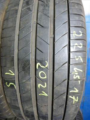  4db 225/4517" használt Kumho nyári gumi eladó.