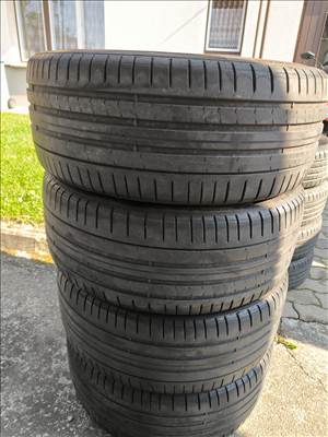  255/4021" használt 2023 Pirelli nyári gumi gumi