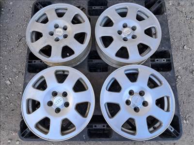 Audi A2 (8Z) 15"-ös alufelni garnitúra