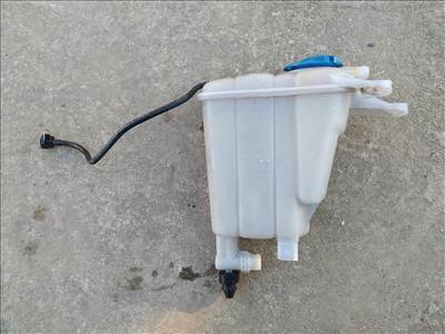 Audi A4 B8 kiegyenlítő tartály eladó! 8k0121403d