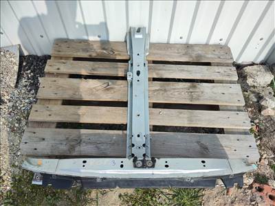 Renault Grand Scénic III hátfal  745p60004ra 745p80001r