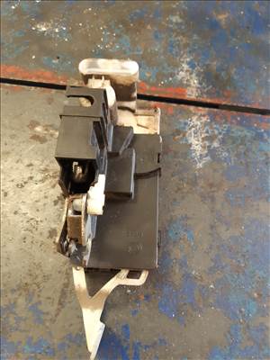 Fiat Ducato 02-06 Jobb Első Ajtó Zárszerkezet + Központizár Motor