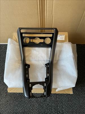 VW T-Roc középkonzol keret 2ga863042rca