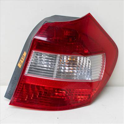 BMW 1er E87 számú Jobb Hátsó Lámpa (Enyhén sérült)