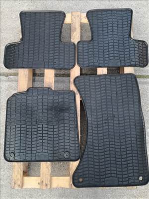 Audi Q5 gumi szönyeg 