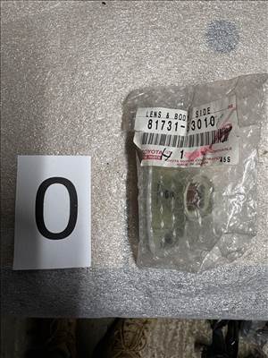 Lexus IS (XE20), Toyota Prius (XV20) Sárvédő index 81731-53010