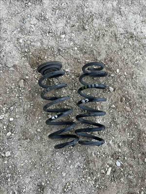 Audi Q3 Hátsó rugók