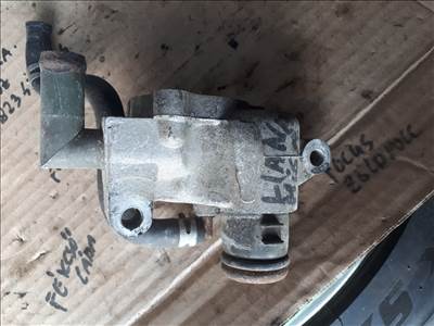 Suzuki Liana 1.6 M16A víz termosztátház 