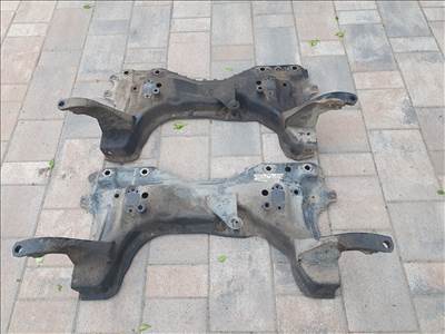 Ford Focus Mk1 bölcső.