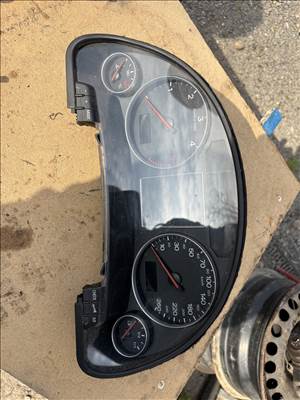 Audi A4 (B6/B7) óracsoport  8e0920930j