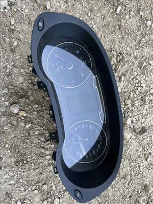 Audi Q3 (8U) Óracsoport 8U0 920 930 E 