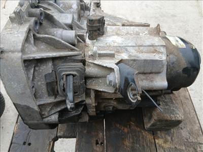 Renault Clio II 1.2 Sebességváltó váltó  jb1513