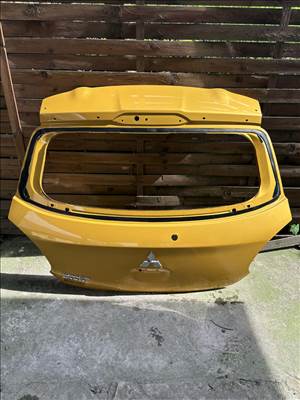 Mitsubishi Space Star II (2012-2024) csomagtérajtó 