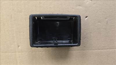 Volkswagen Polo Classic, Volkswagen Polo Variant jobb hátsó ajtó hamutartó 321857423