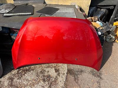  SUZUKI SPLASH Motorháztető